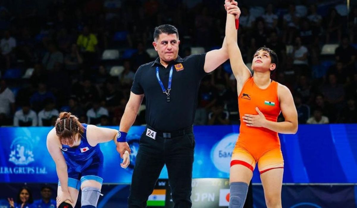 অনূর্ধ্ব-২০-র বিশ্ব কুস্তিতে চ্যাম্পিয়ন তপস্যা; বাবার মনে পড়ছিল আত্মীয়স্বজন, প্রতিবেশীদের বিদ্রুপের কথা!